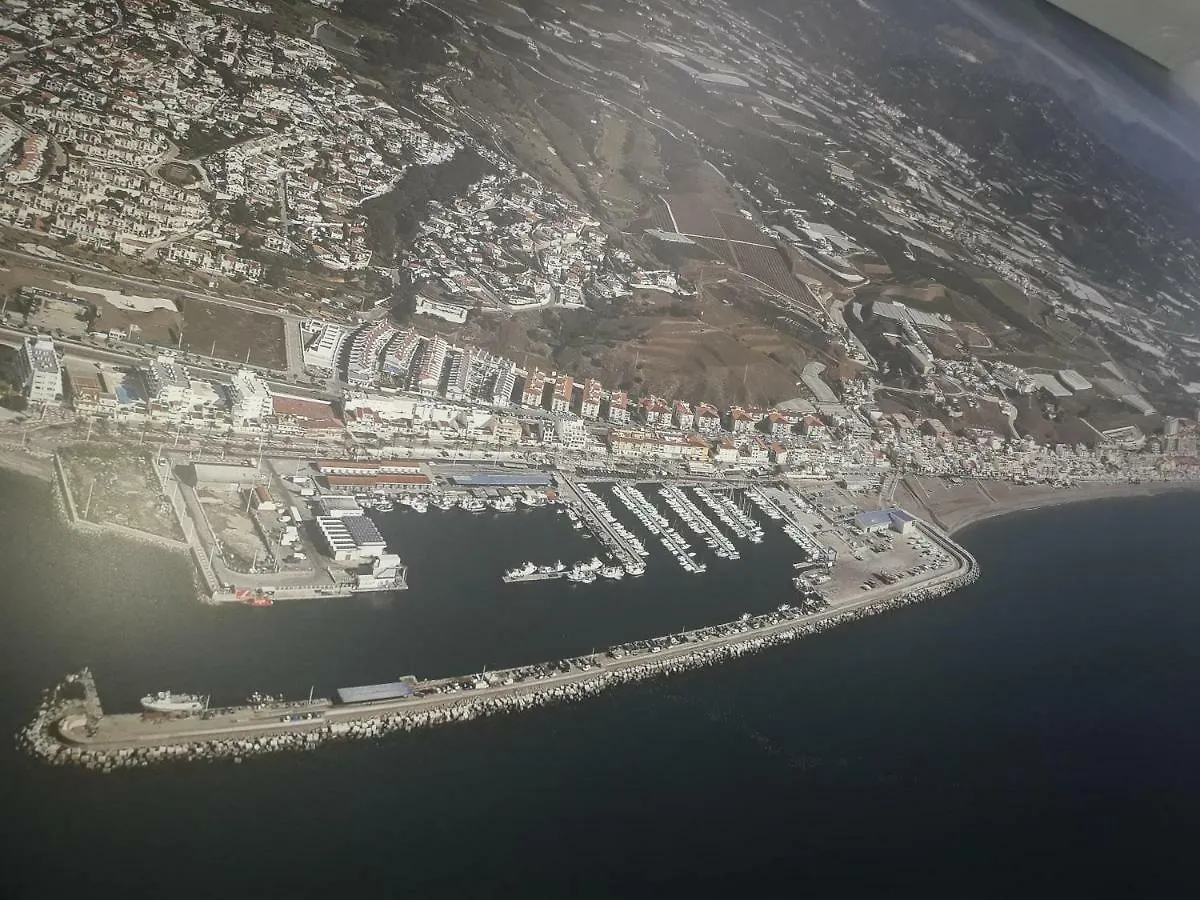 Villa Brisas del mar Caleta de Vélez España